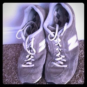 New Balance 442 Sneakers